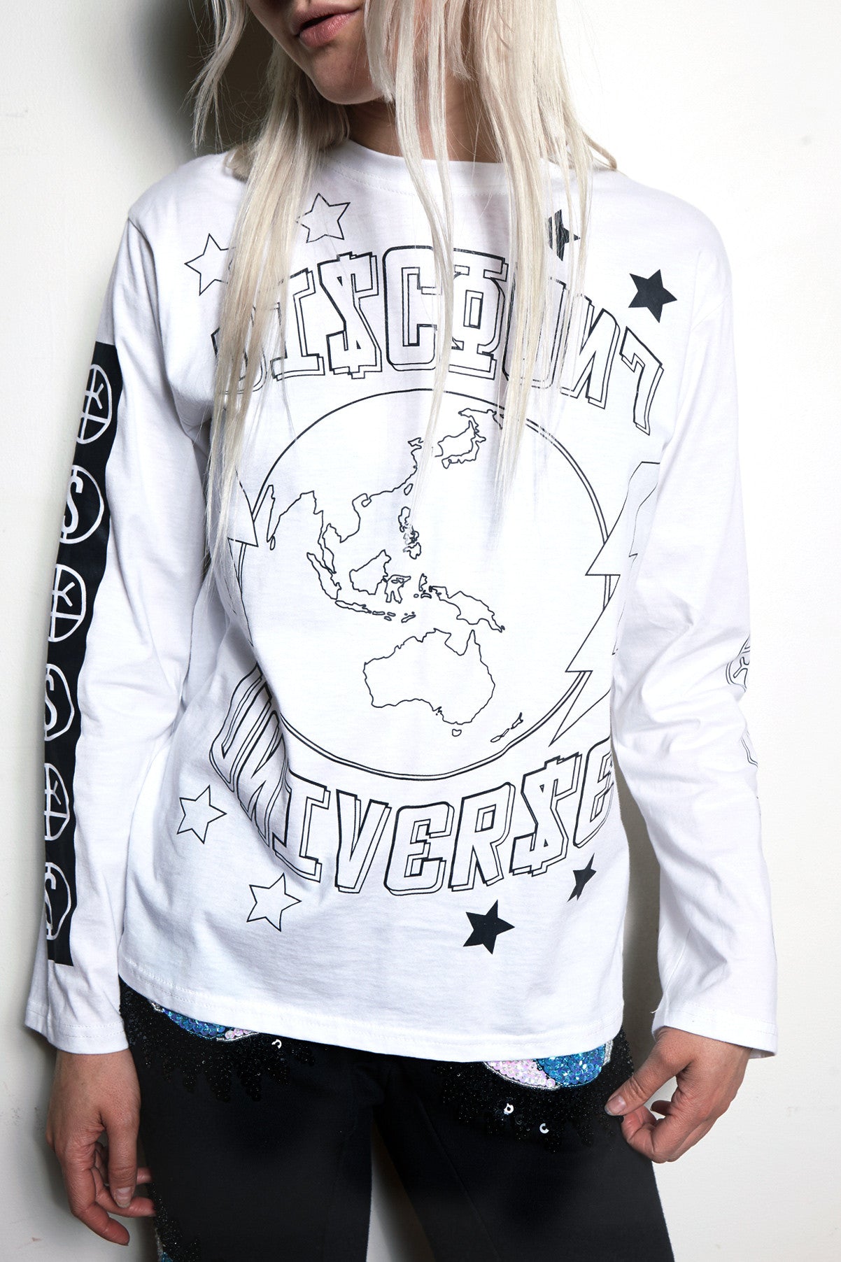 'THE WORLD IS YOURS' Tee White